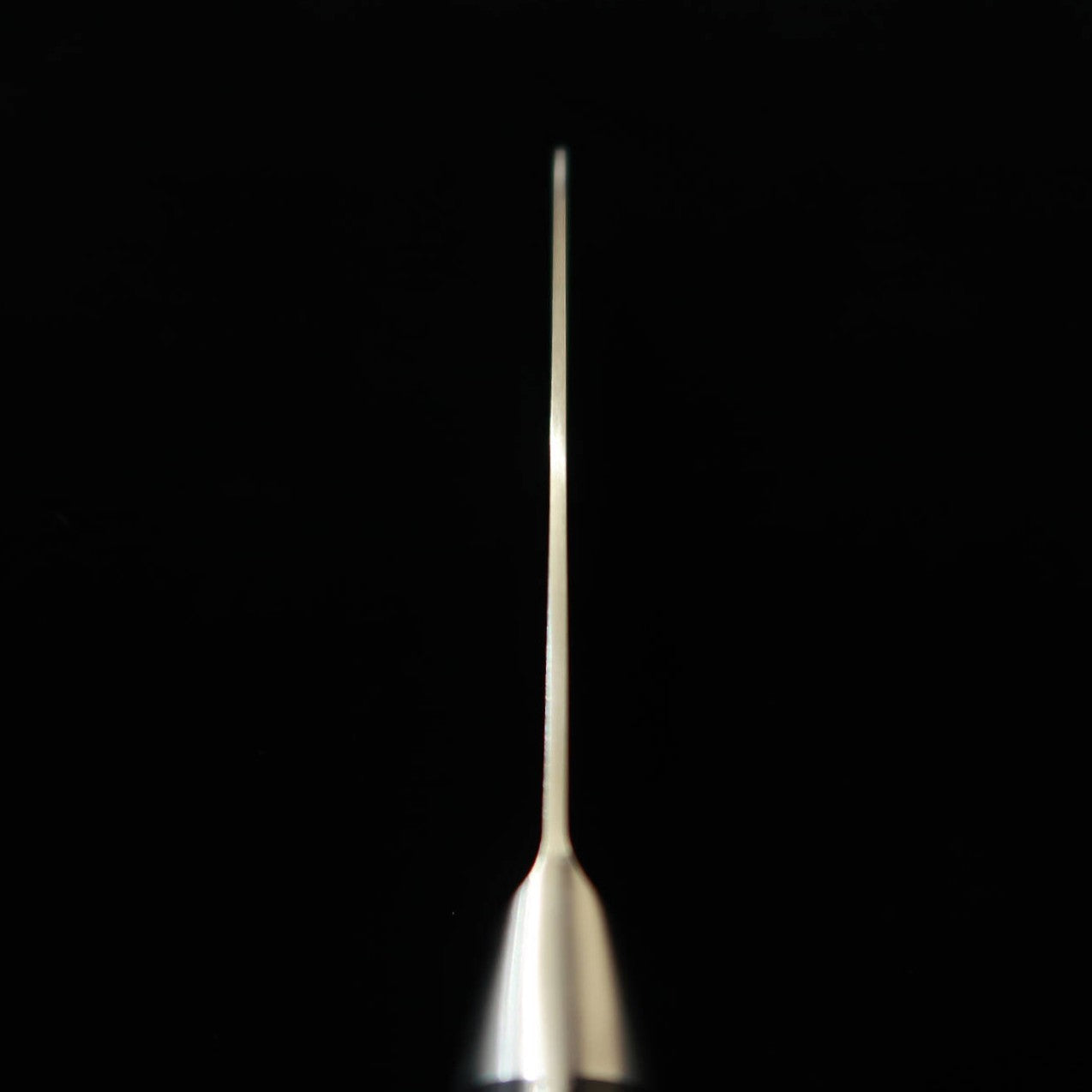 Couteau Santoku Kasumi VG10 Damas avec manche en bois composite noir par Sumikama (180 mm)