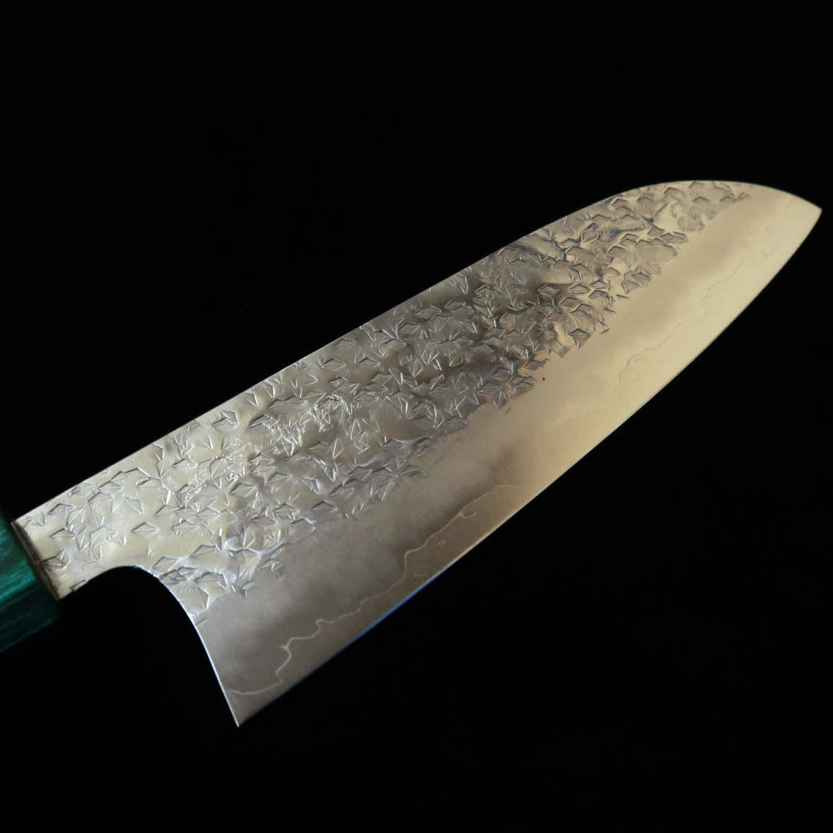 STYLE-K Kurosaki Makoto’s Samidorizuki, SGSTRIX Hammered Santoku with Ebony Octagonal Handle (165mm)
