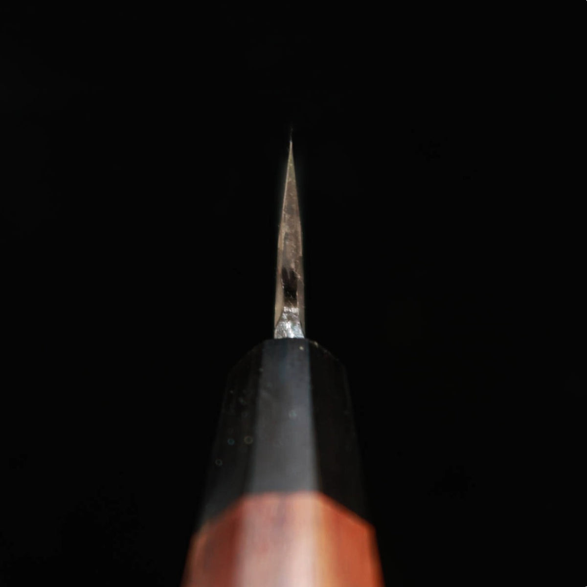 Miura MIURA by Shindo Sujihiki de punta redondeada Aogami No.2 acabado negro, mango octogonal de palisandro rojo (270/300 mm)