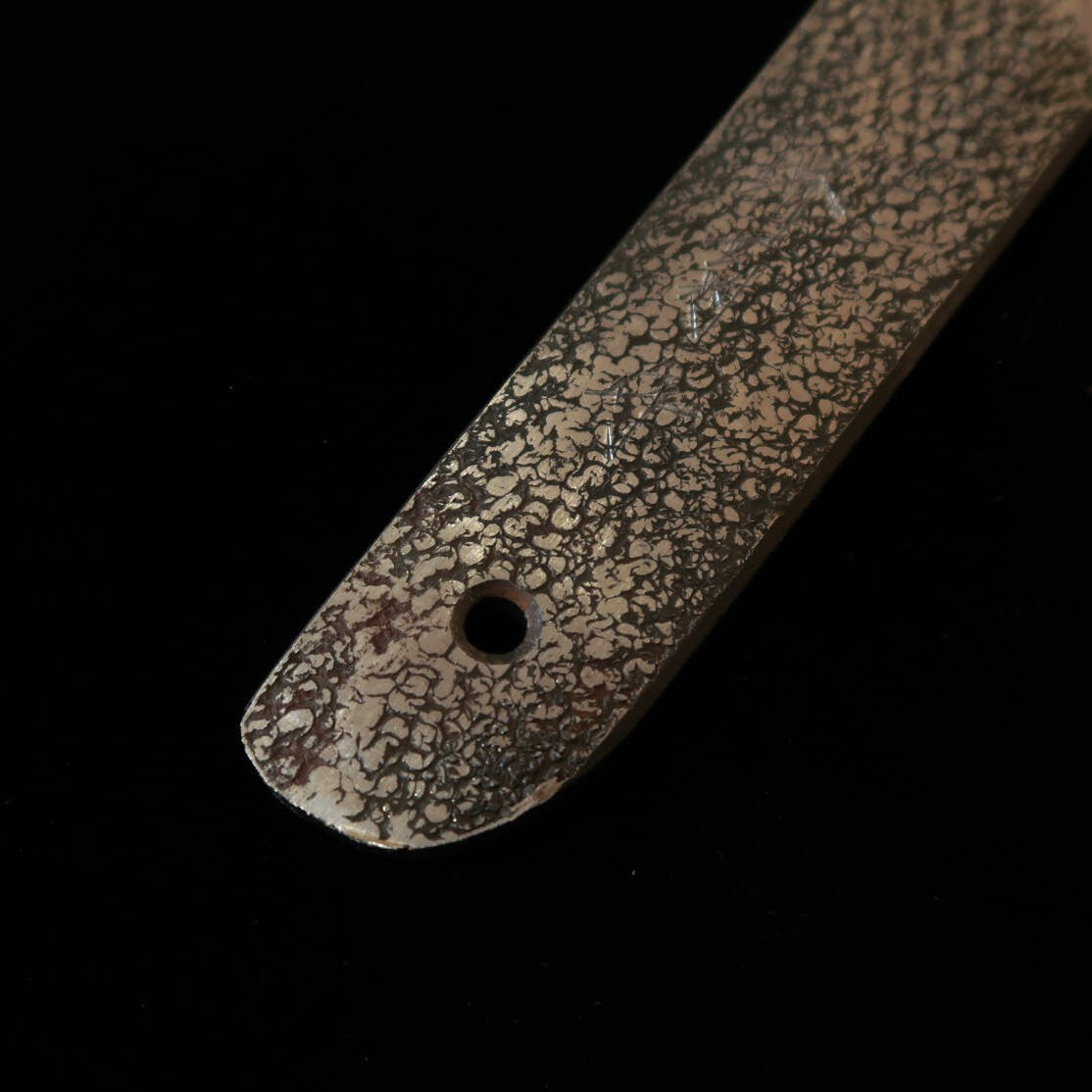 SAKAI KIKUMORI Sakai Kikumori Betsuuchi cuchillo para anguila acero Shirogami nº 2 estilo Osaka (50 mm)