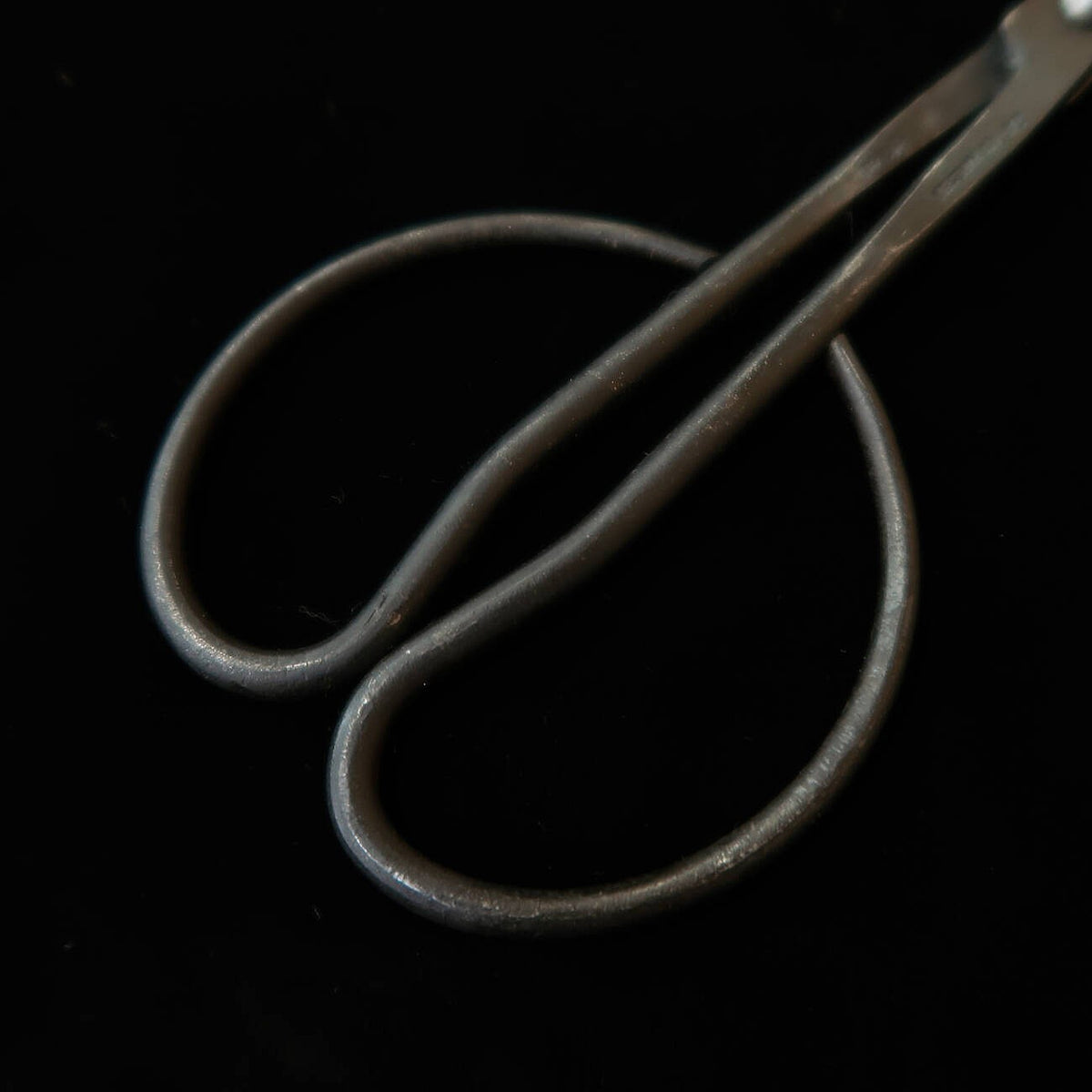 KANESHIN – Ciseaux à bourgeons pour bonsaï, finition kuro-uchi (170 mm) n°33A