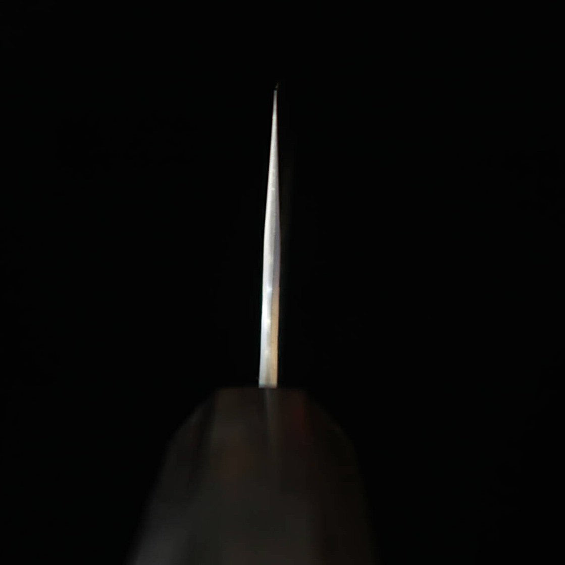 Miura (三浦) Couteau de chef (Gyuto) SG2 martelé, avec manche octogonal en ébène et turquoise （210mm）