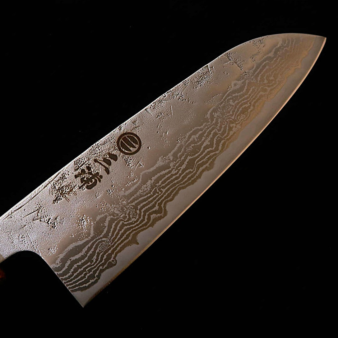 Santoku MIURA acero sueco, acabado nashiji, mango octagonal de roble (165mm)