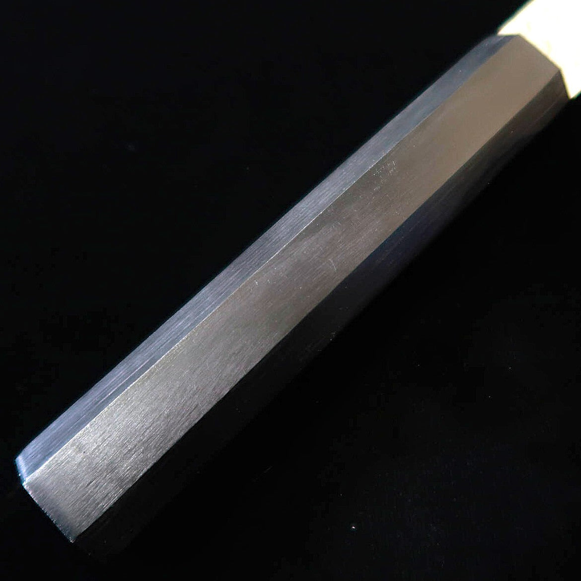 SUMIKAMA スミカマ santoku acero molibdeno, damasco, mango de madera laminada reforzada KURO KR-35017 (170 mm)
