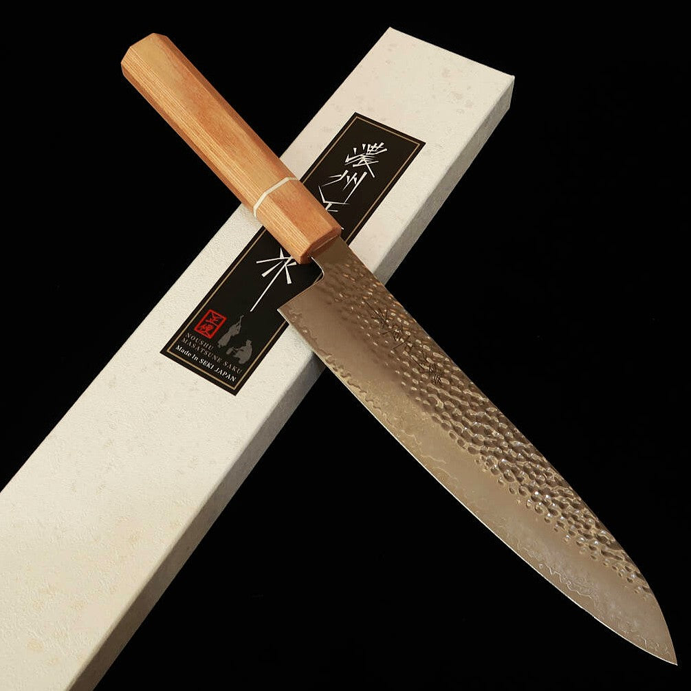 V.ROAD Nosyu Masamune Gyuto, VG10 Tsuchime 33-Layer Damascus, Laminated Reinforced Handle White x White (210mm)