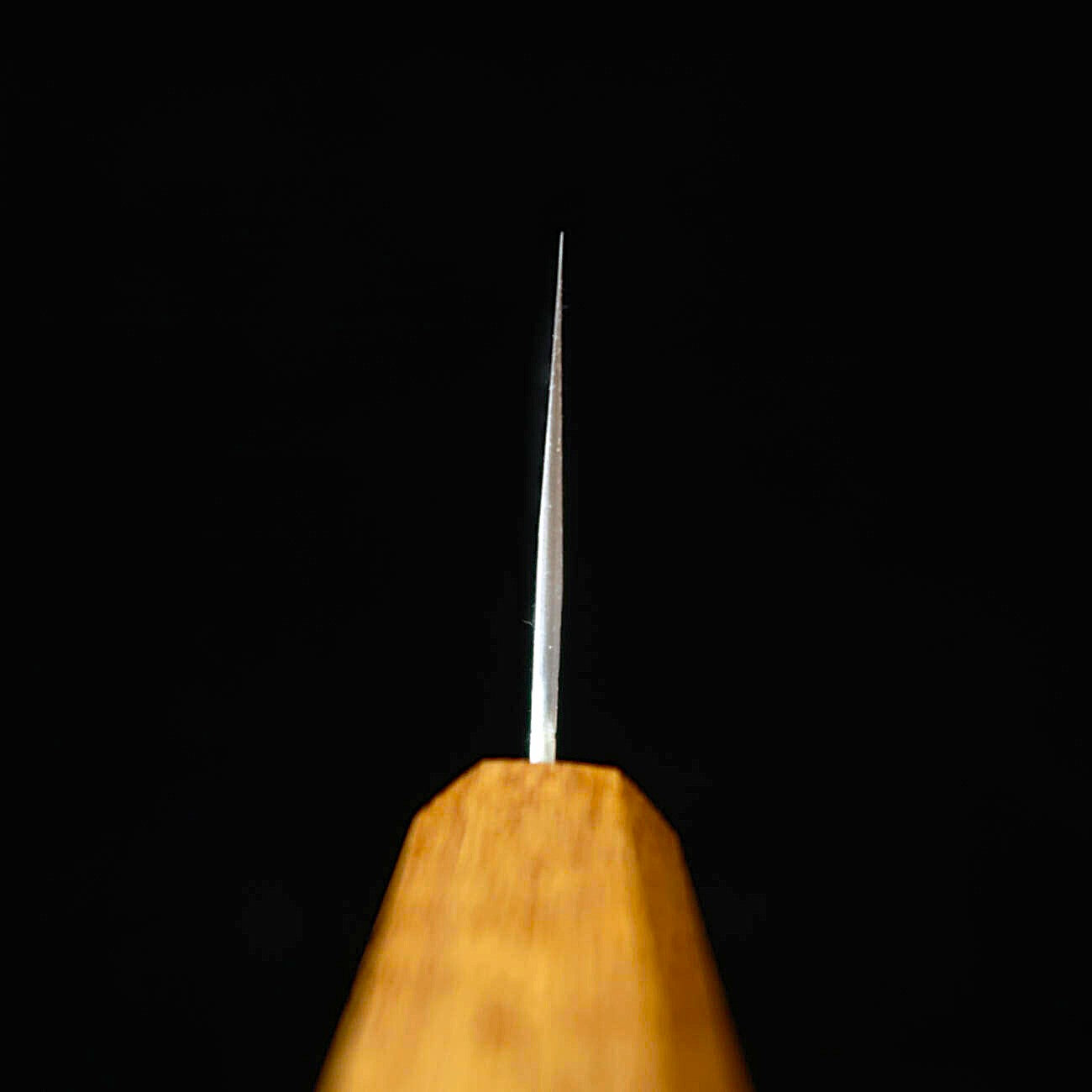 Miyazaki Kajiya (MIYAZAKI KAJIYA) Silver Paper No. 3 Hammered Damascus Subzero - Camellia - Culture - Burnt Lacquer Oak Handle (180mm)
