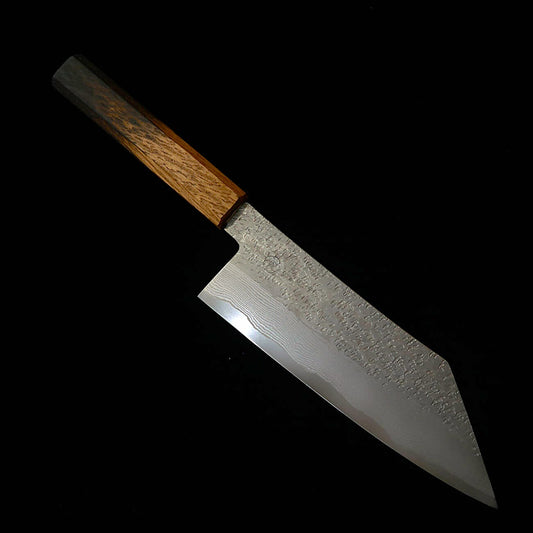 Miyazaki Kajiya (宮崎鍛冶屋) MIYAZAKI KAJIYA ZA18 Couteau Bunka Damas martelé Sub-Zero - Tsubaki (Camélia) - avec manche en chêne laqué （180mm)
