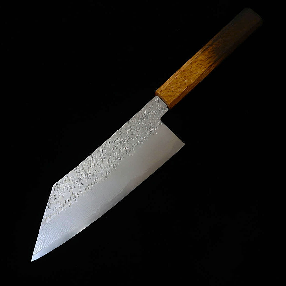 MIYAZAKI KAJIYA – ZA18 Damasco martelado Sub Zero - Tsubaki - Bunka - cabo de carvalho envernizado (180 mm)