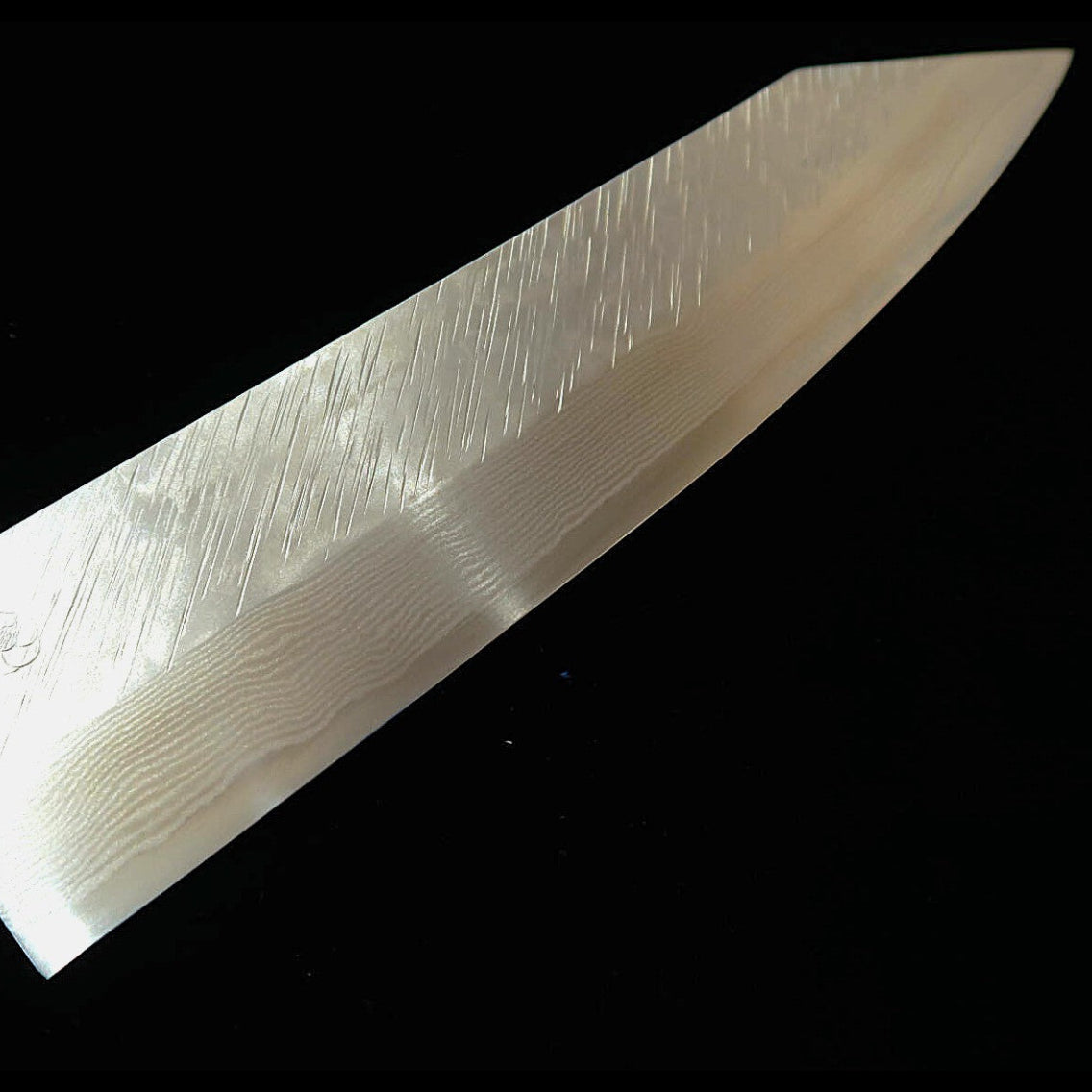 宮崎鍛冶屋  MIYAZAKI KAJIYA ZA18 鎚目ダマスカス サブゼロ - 椿 - 切付牛刀 - 焼漆樫柄 （240mm）