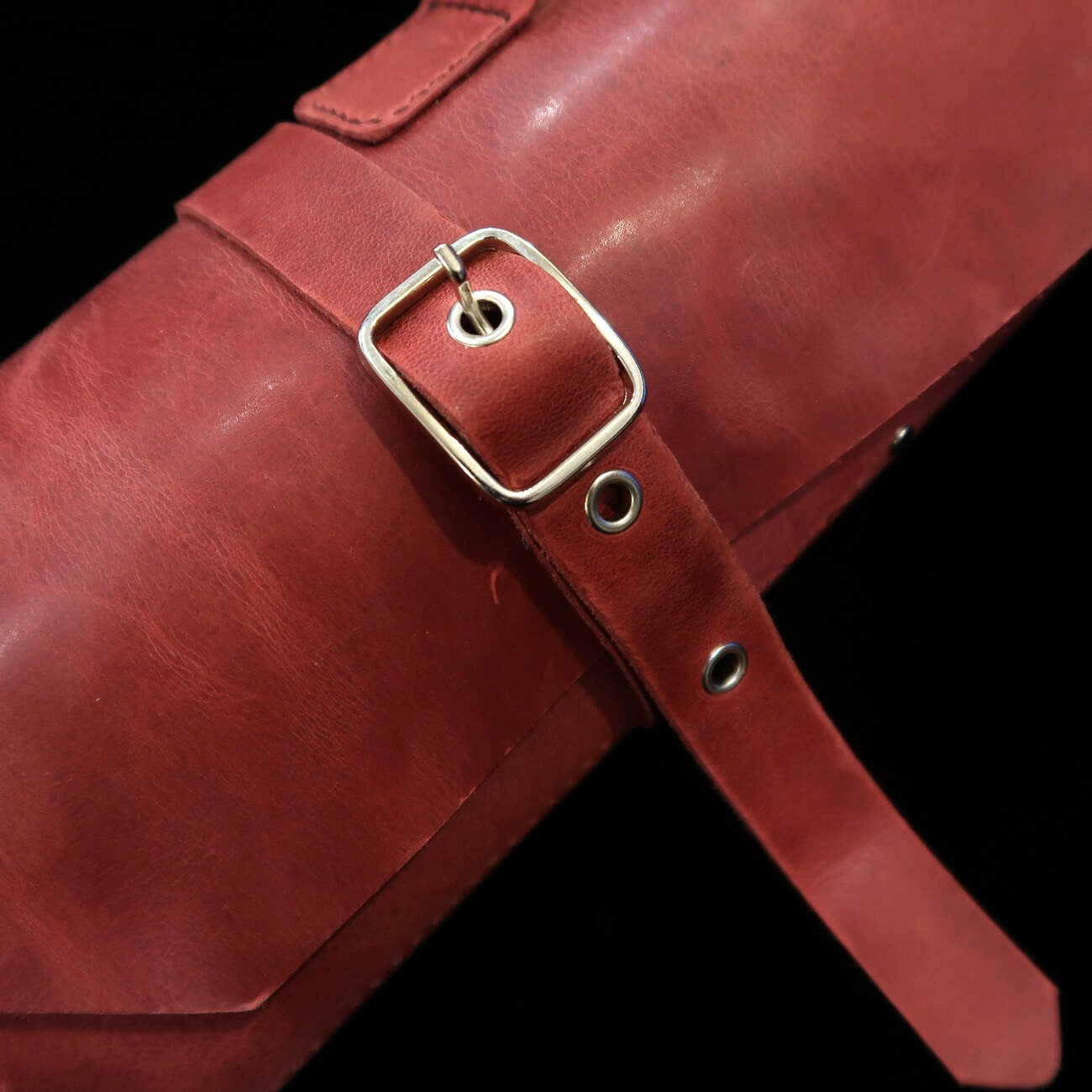 Rolo de facas em couro Long Lasting Leather com 4 opções de cores (Bordeaux/Marrom/Marinho/Preto)
