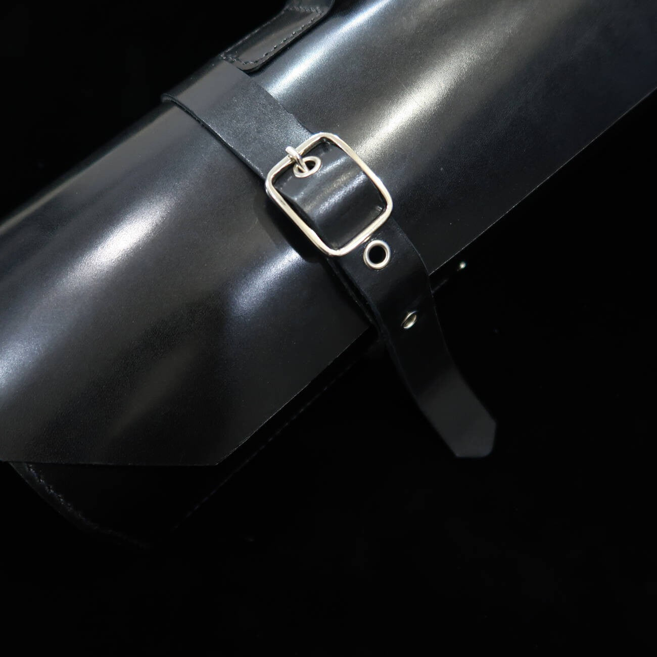 Rolo de facas em couro Long Lasting Leather com 4 opções de cores (Bordeaux/Marrom/Marinho/Preto)