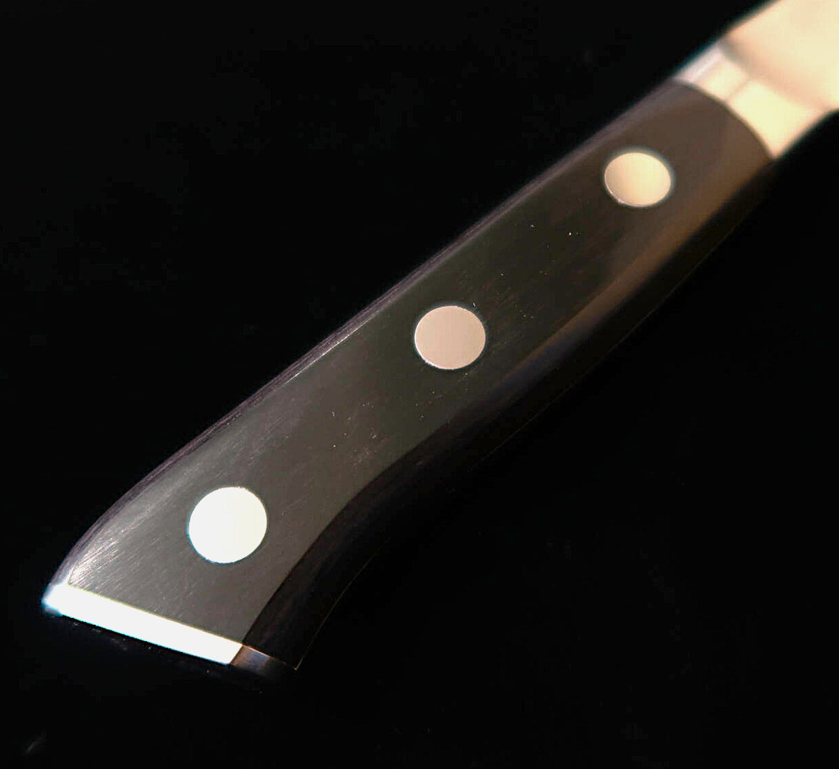 [New Standard] ZANMAI MCUSTA Classic 3 Damascus Santoku, Black (180mm)
