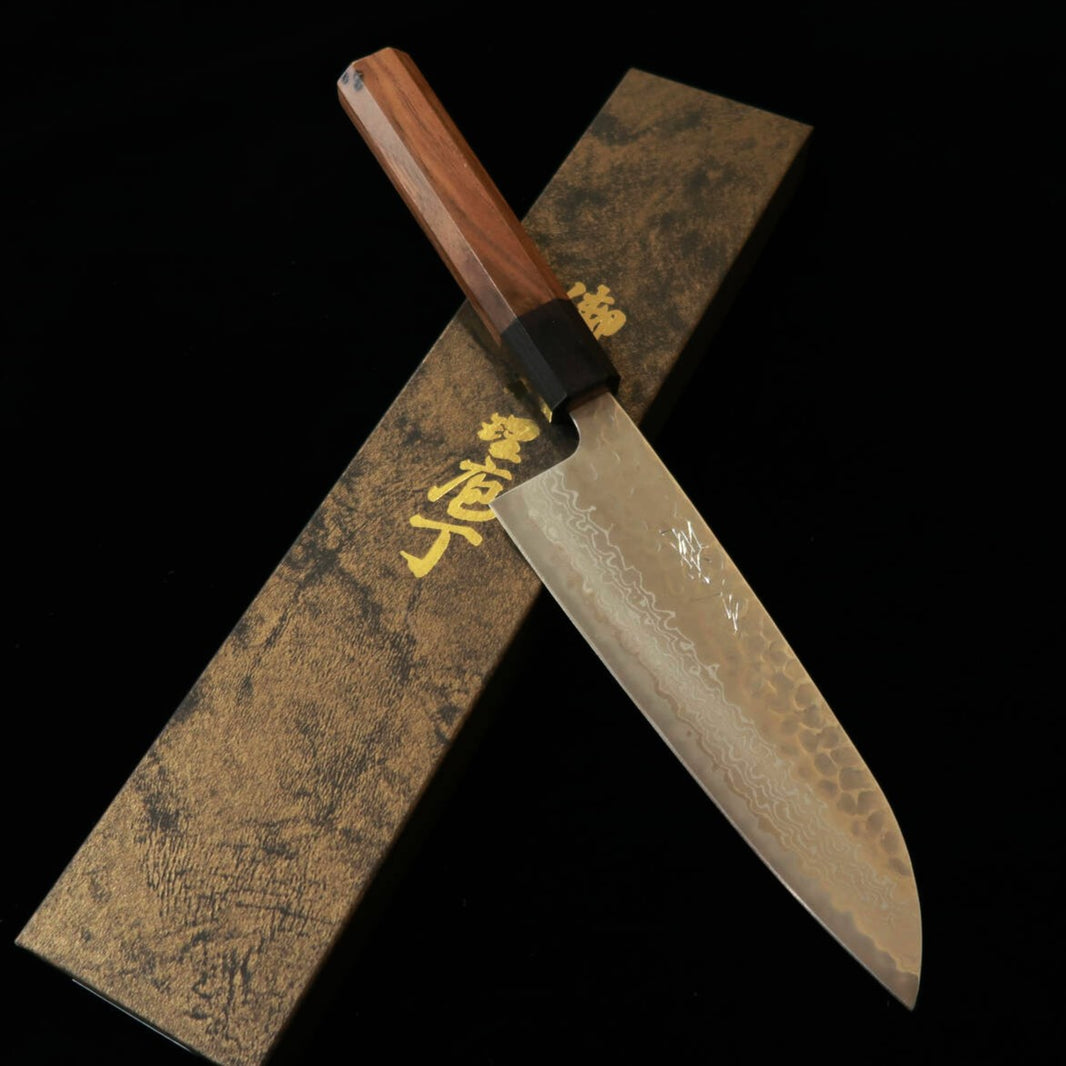 Miura MIURA Santoku Aço Gin-3 Damasco de Níquel 33 camadas Tsuchime Cabo de laminado preto e nogueira (165 mm)
