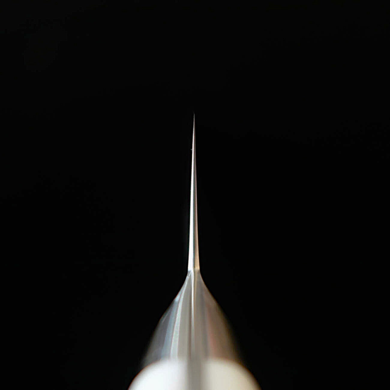 New Classic: ZANMAI MCUSTA Classic 3 Damascus Santoku, Corian (180mm)