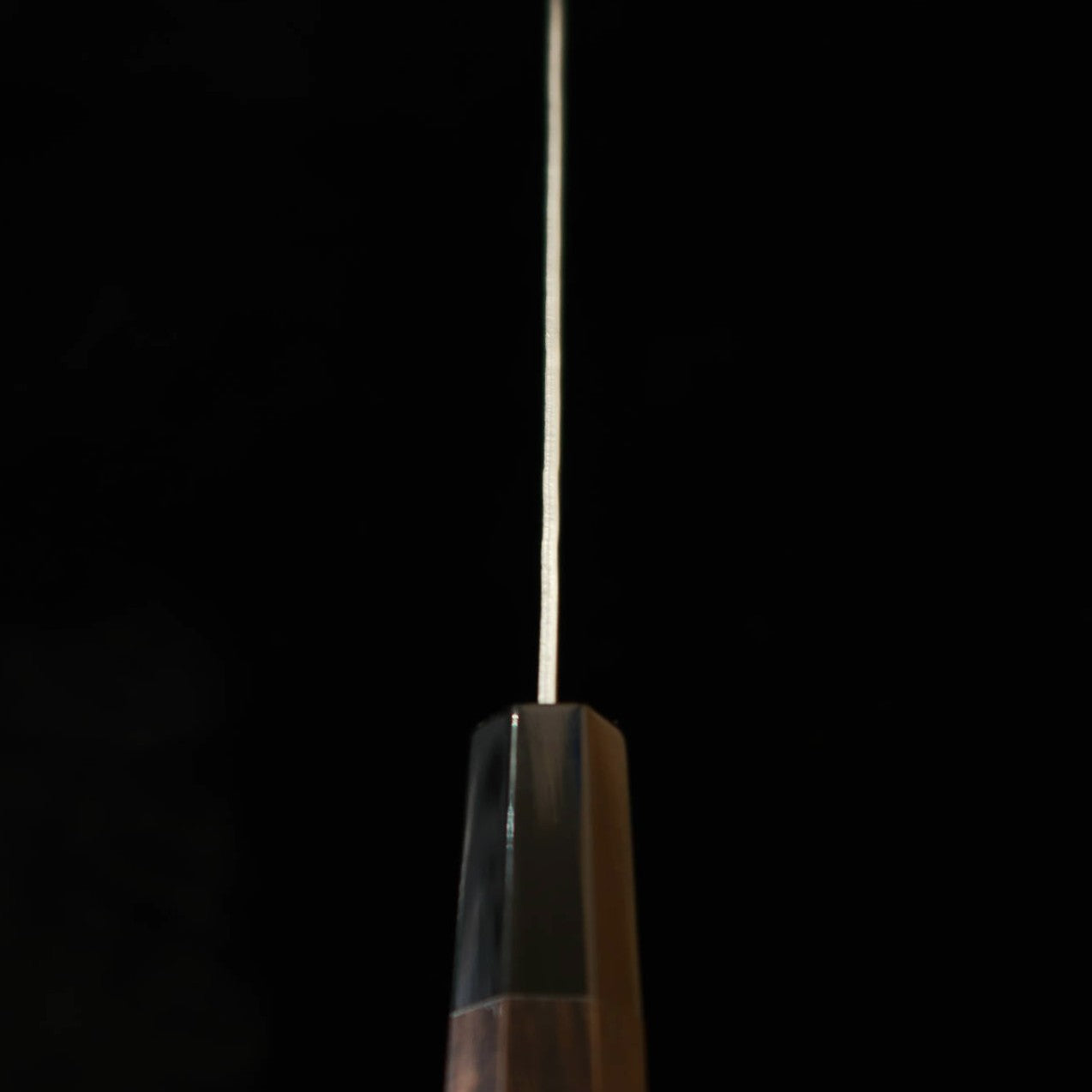三浦MIURA 三徳 スウェーデン鋼 梨地 ダマスカス 黒檀八角柄（165mm）
