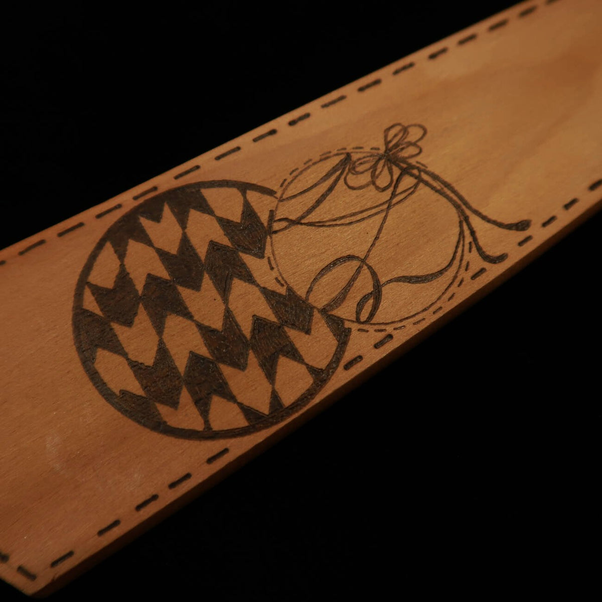 SUISIN gyuto acero japonés con saya de magnolia -Globos de agua- (180 mm)