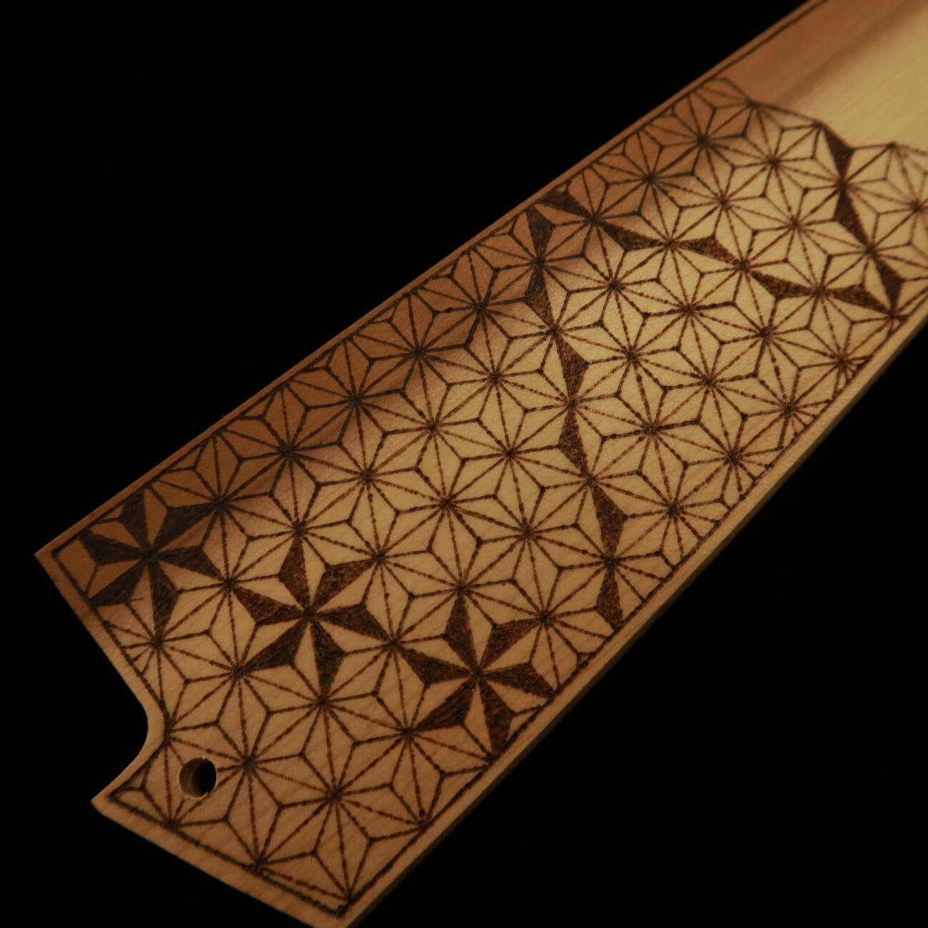 SUISIN Gyuto, Wine Handle, Magnolia Sheath -Asanoha- (Hemp Leaf Pattern) (210mm)