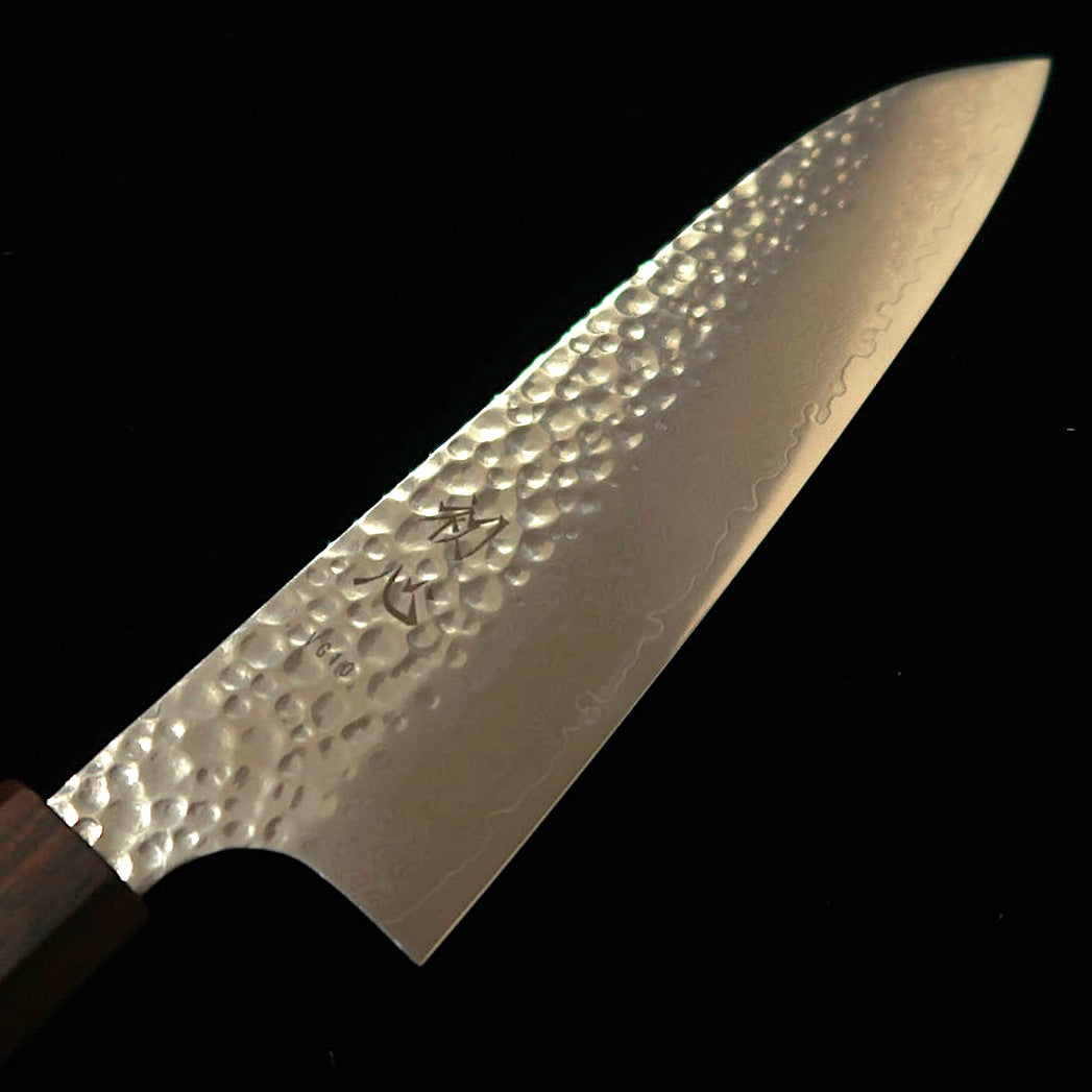 初心HATSUKOKORO 鷹 三徳 VG10 鎚目 ダマスカス 黒檀一体型（170mm）