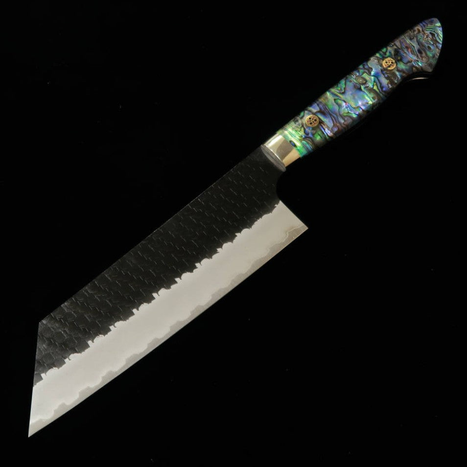 二唐刃物鍛錬所NIGARA  切付菜切 SG2 黒打 槌目 螺鈿柄（ 180mm）