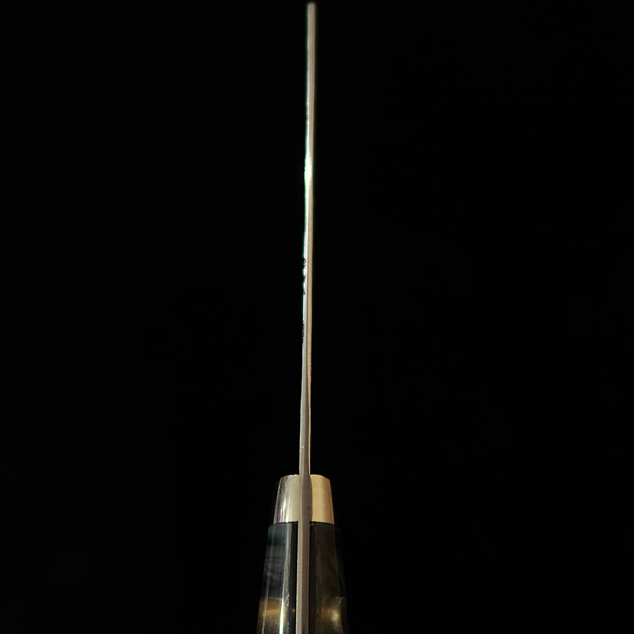 二唐刃物鍛錬所NIGARA  切付菜切 SG2 黒打 槌目 螺鈿柄（ 180mm）
