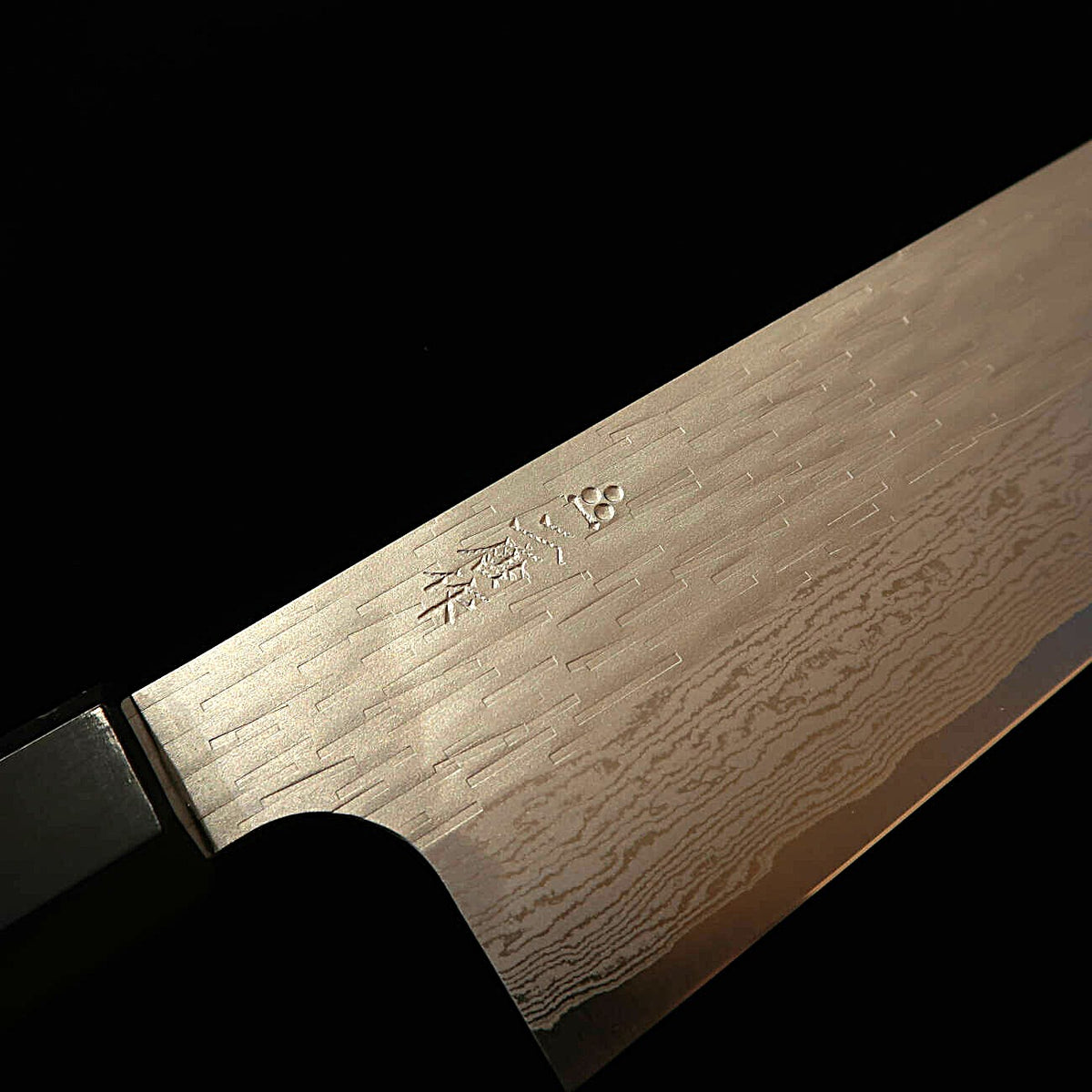 Forja de cuchillos Nitara NIGARA Gyuto VG XEOS Damasco martillado Mango de palisandro (210/240 mm)