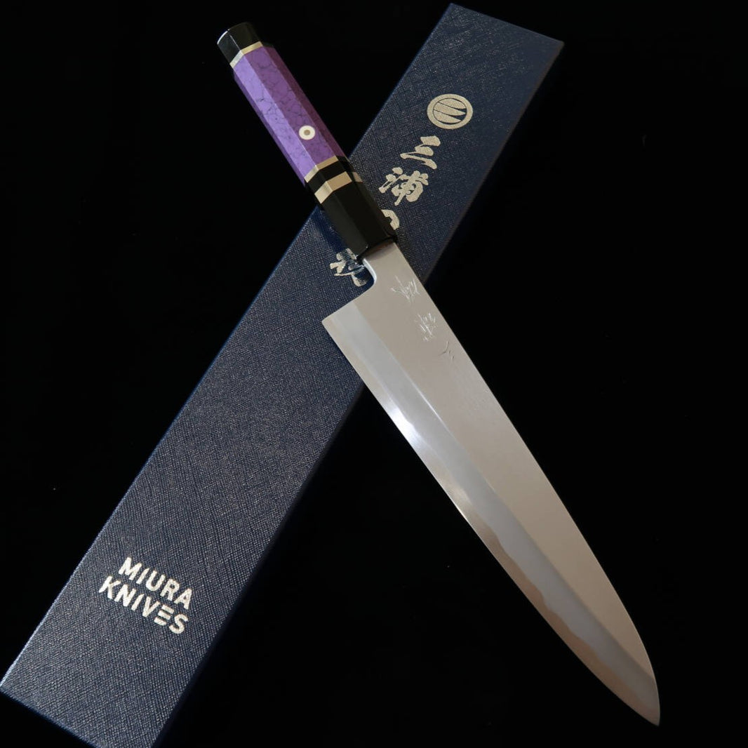 MIURA Obidama gyuto à simple biseau, acier Shirogami n°2, finition bokashi, manche custom violet (210/240 mm)