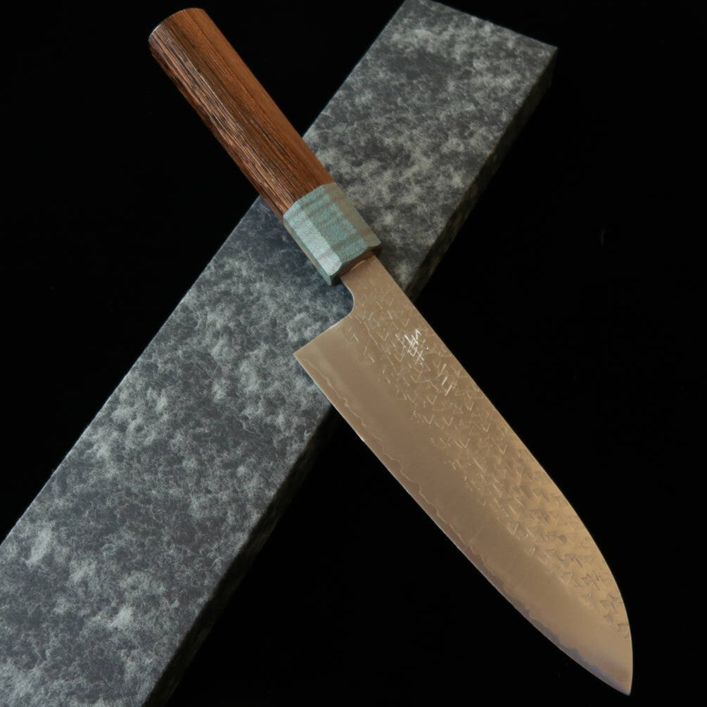 MIURA Miura Fubuki – Santoku SG2, martelé, manche en bois de fer / kaisei (170 mm)