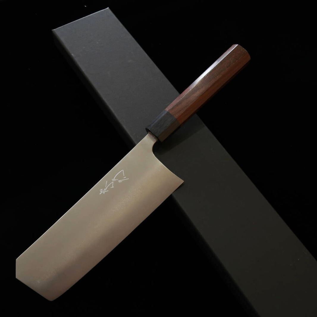 Couteau Boss Nakiri Takayuki Shibata Koutetsu, Acier Chromax, Manche Octogonal en Bois de Rose (170 mm)