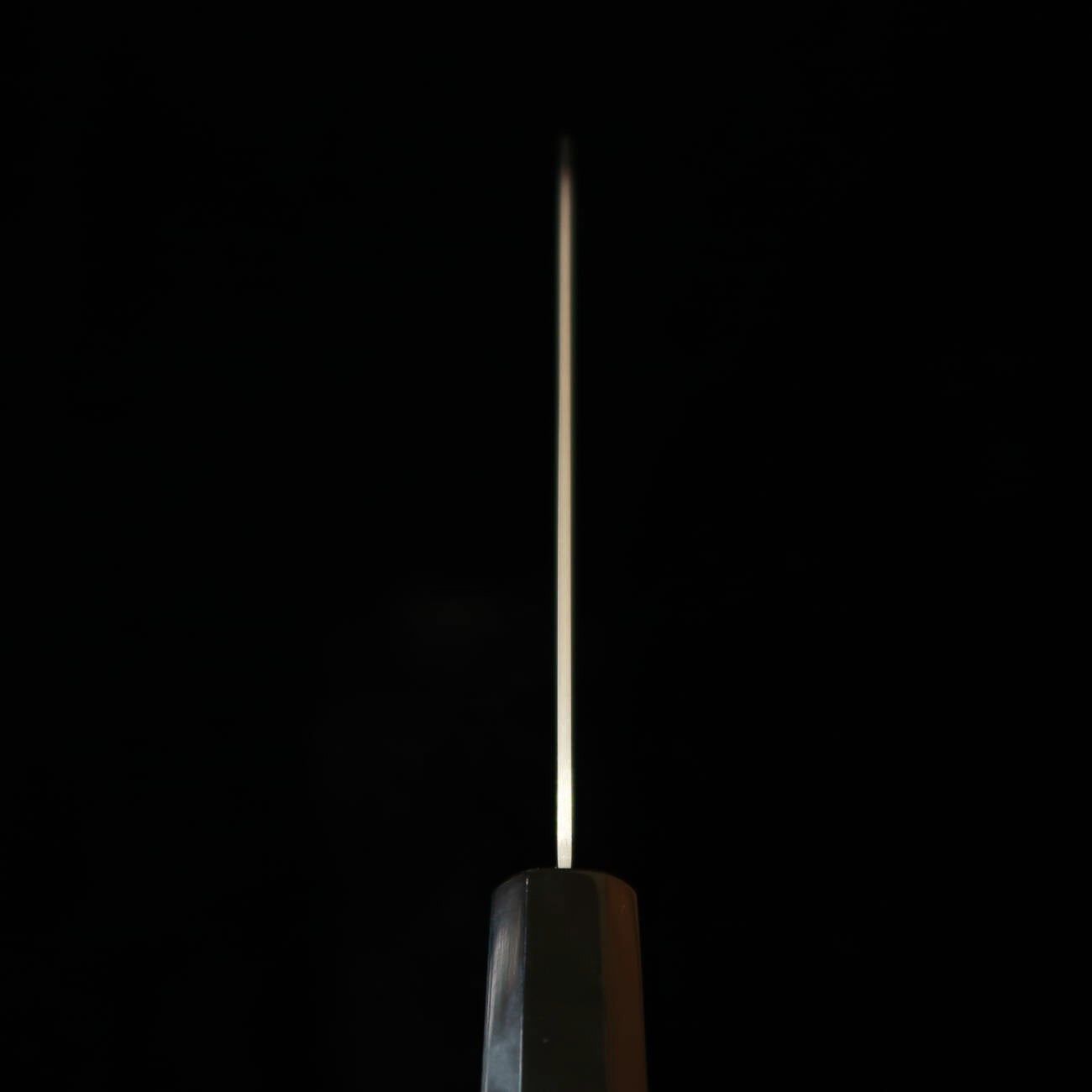 初心 HATSUKOKORO 隼 三徳 SG2 チーク柄（180mm）