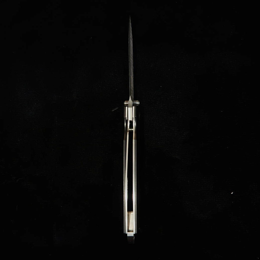 MCUSTA Shinra serie Emotion, martillado, damasco, mango de pakka negro, VG-10 MC-0079DP (71 mm)