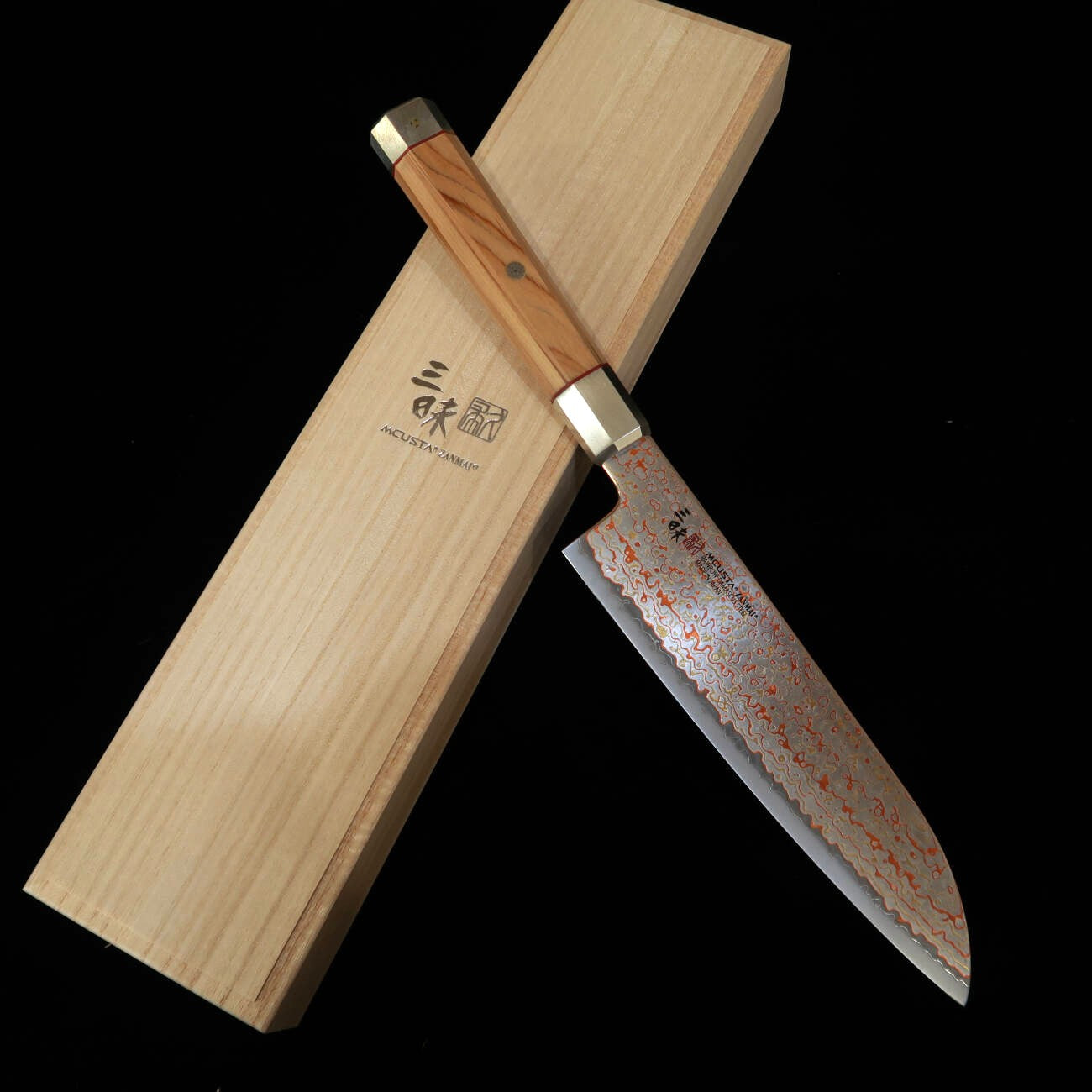 [Nouvelle référence] MCUSTA ZANMAI Ultimate 3 Hakuhō-ō, santoku (180 mm)