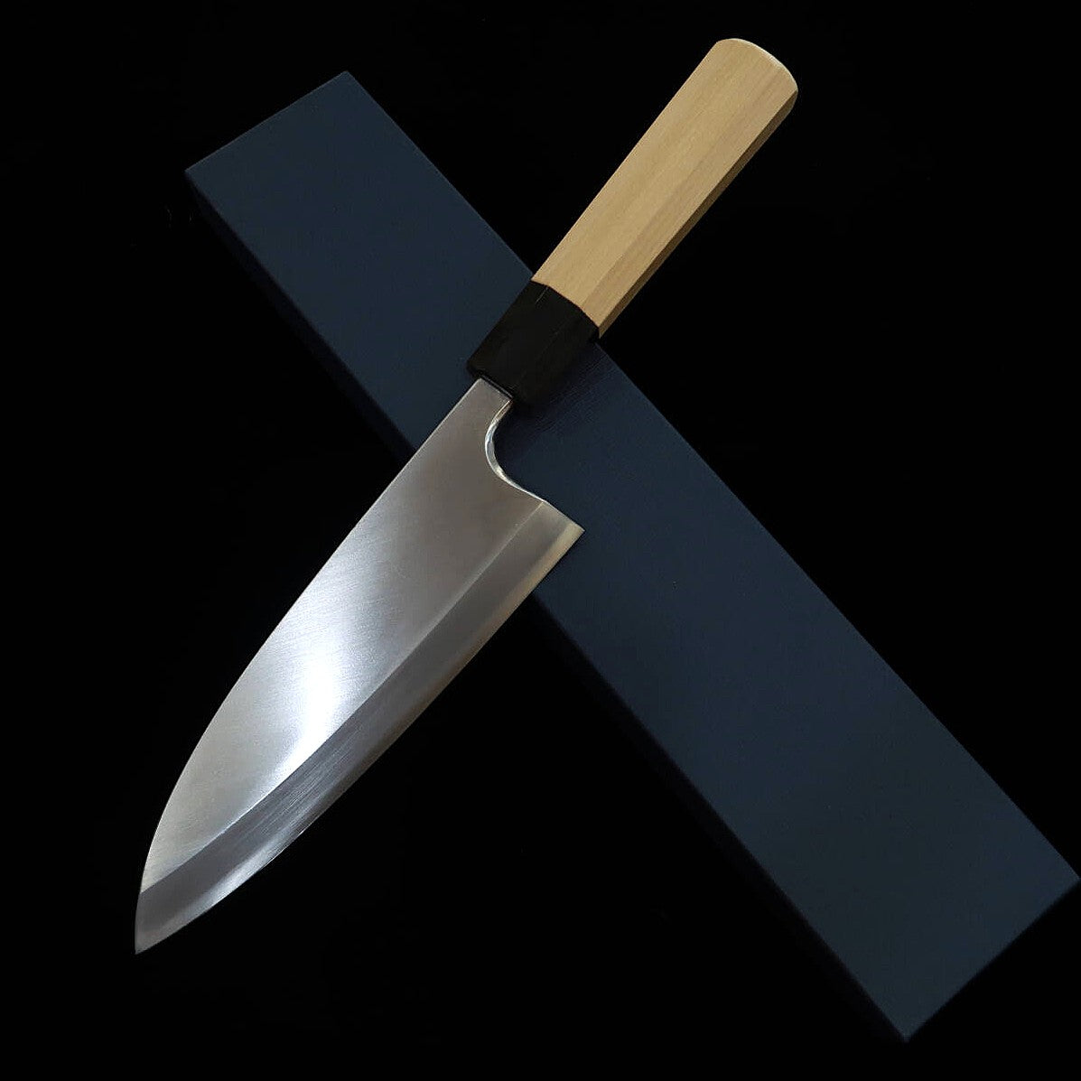 Deba MIURA Ginsan, filo unilateral para zurdos, mango octagonal de madera de magnolia (165/180mm)