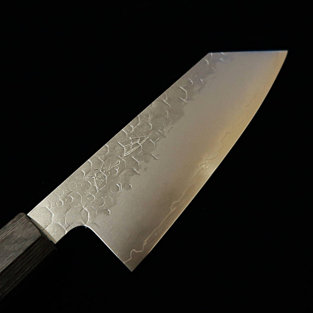 HADO Shiosai – SG2, martelé, virole grise, manche en contreplaqué noir, petit bunka (135 mm)