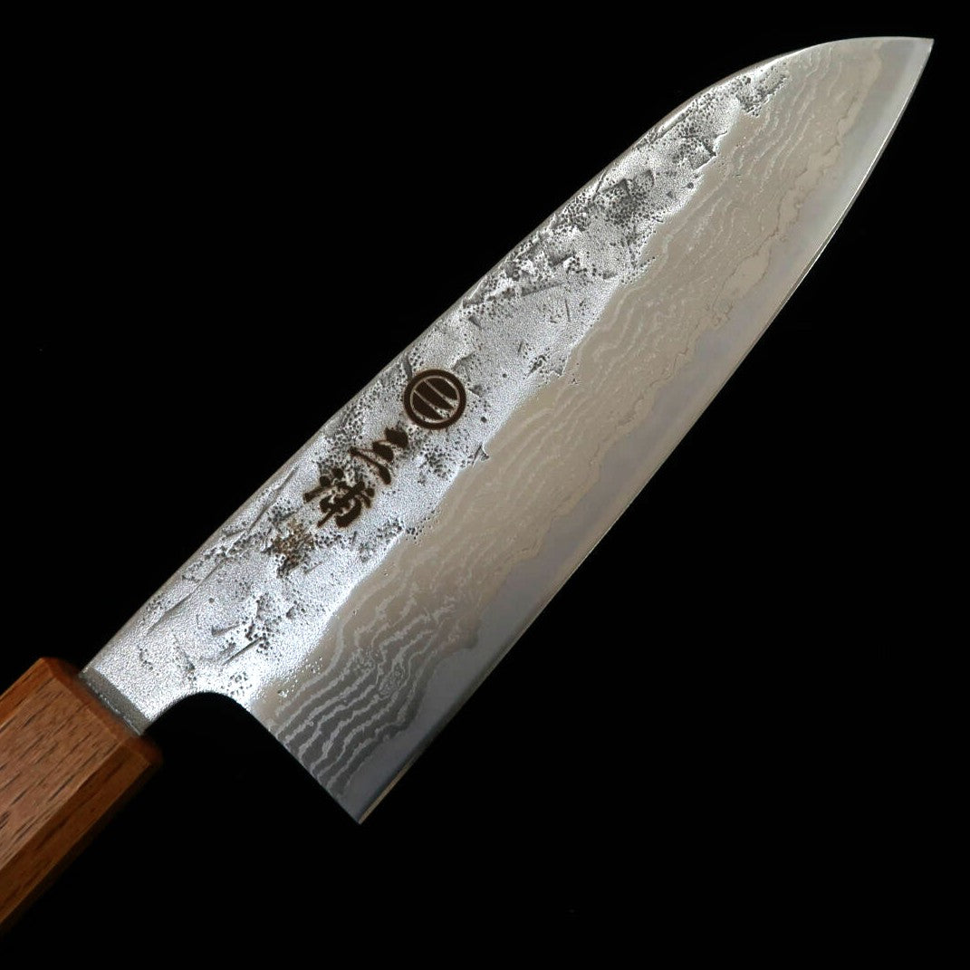 MIURA Santoku Acier suédois Finition Nashiji Damas Manche octogonal laqué (165 mm)