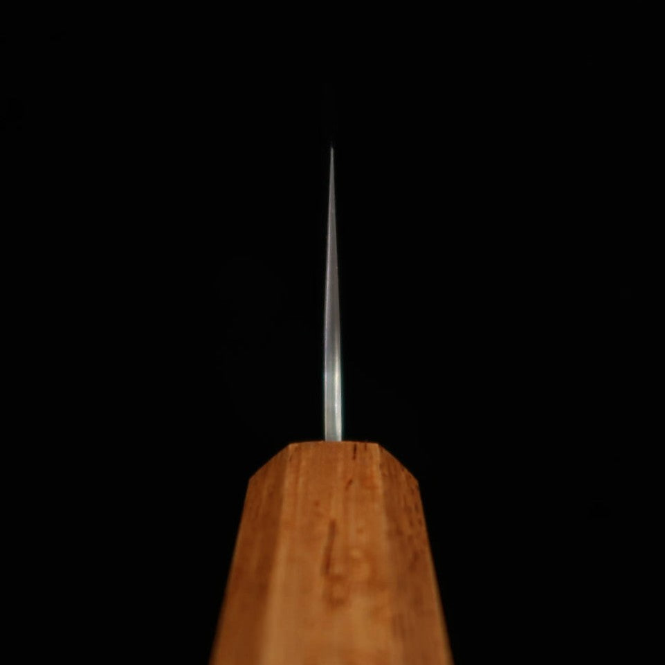 MIURA Santoku Acier suédois Finition Nashiji Damas Manche octogonal laqué (165 mm)