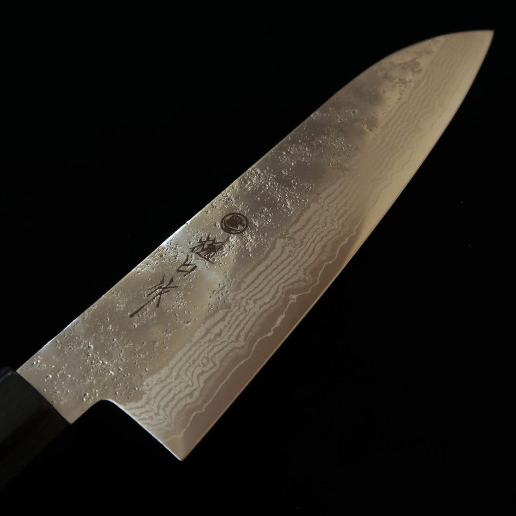 HIGUCHI Santoku VG10, damasco de 8 camadas, acabamento nashiji, cabo em laminado cinza (180 mm)
