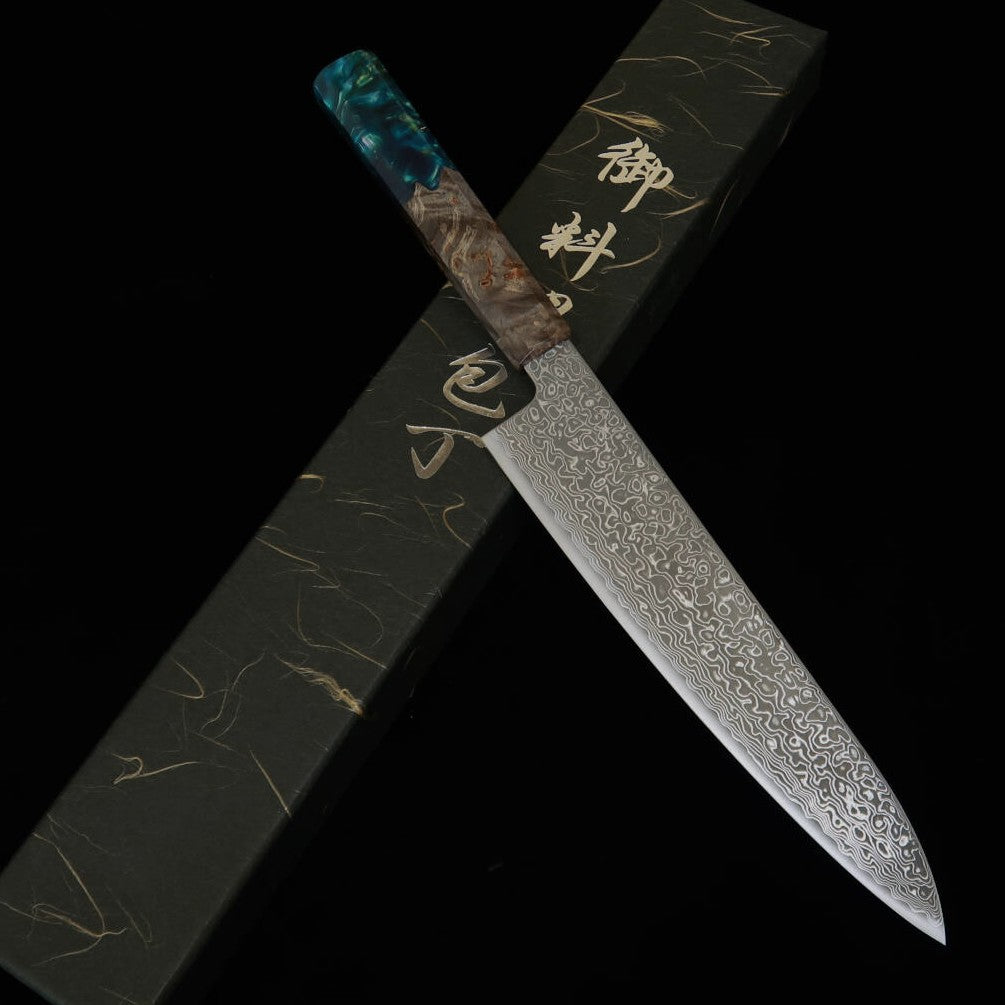 三浦MIURA 牛刀 VG10 鎚目 ニッケルダマスカス 黒スタビライズ青緑樹脂柄（210mm）