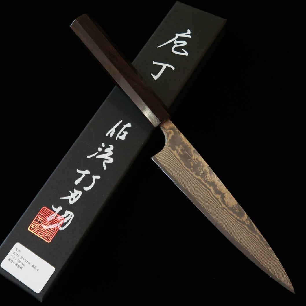 SAJI TAKESHI Petty VG10 Damasco escurecido (150 mm)