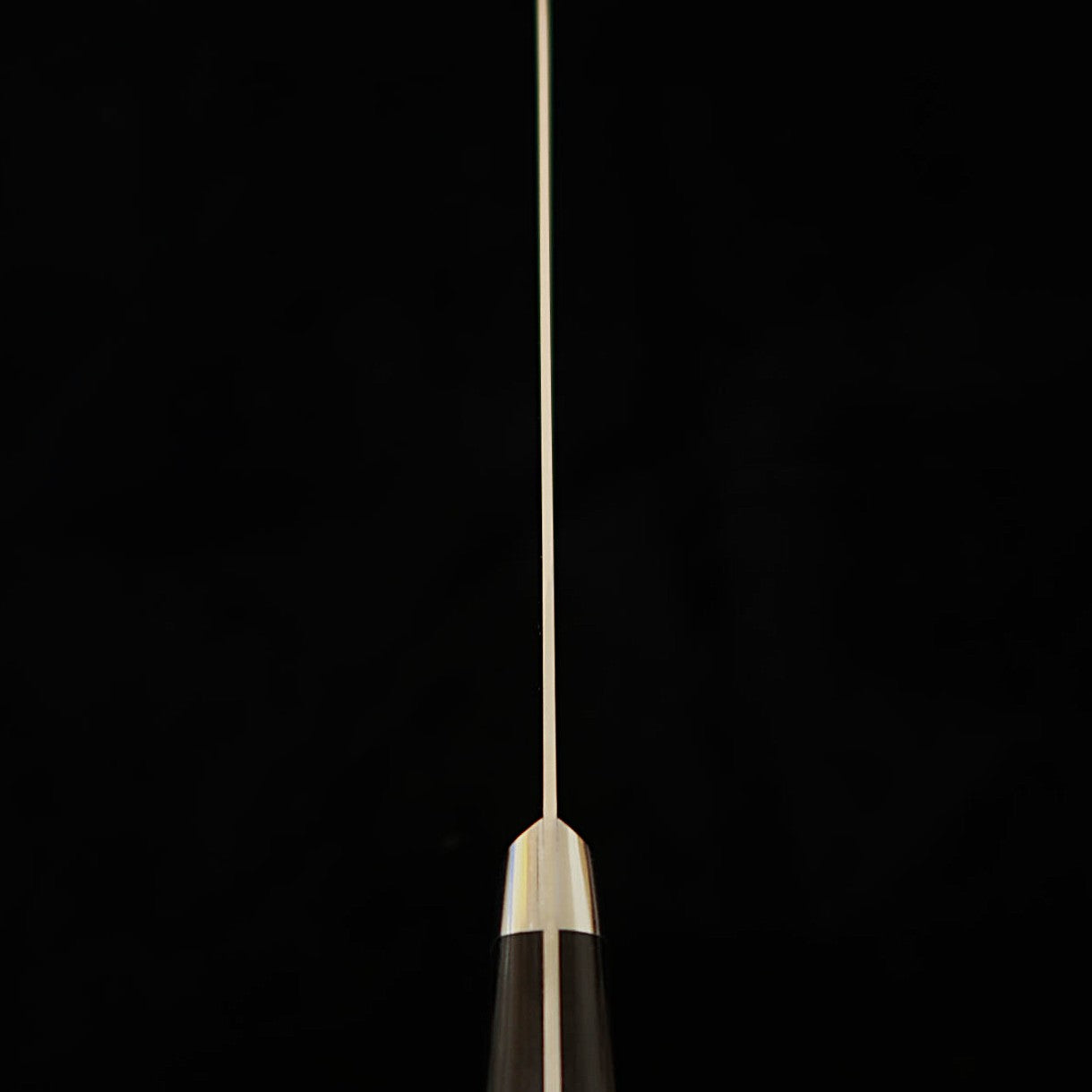 三浦MIURA 牛刀 VG10 磨き 黒合板柄（210mm）