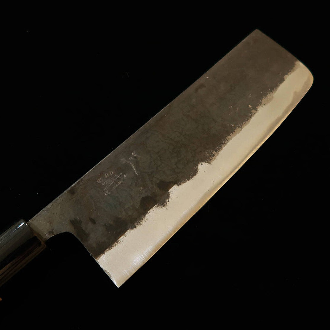 MIURA Miura Nakiri forgé Shirogami n°2, kuro-uchi, manche plastique/magnolia forme châtaigne (170 mm)