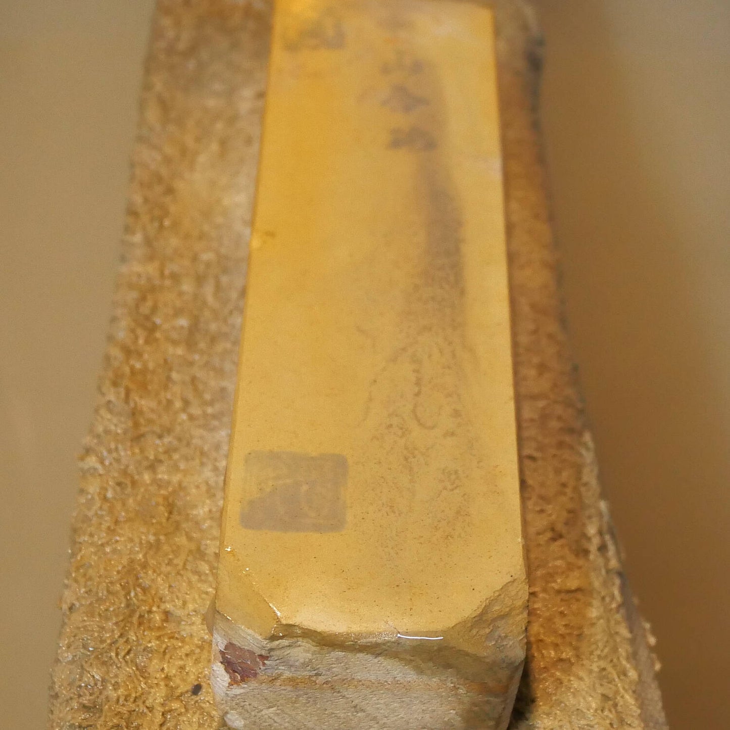 天然砥石　中山　畑中時代　コッパ　手切り（45×159×29mm）