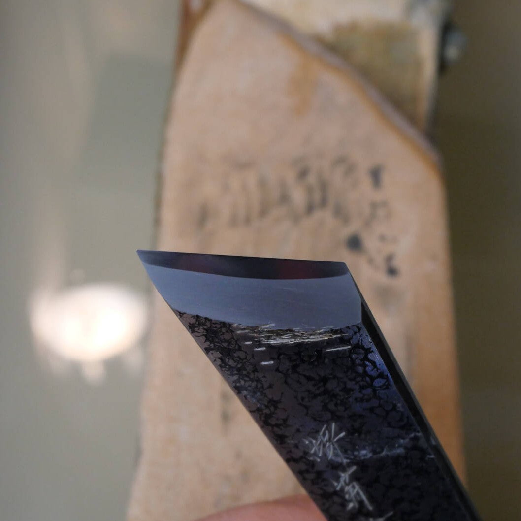 Miotsukushihime Pedra de amolar natural Iyo Meito M43 “Koku-zo Shiro” 79 × 181 × 29 mm