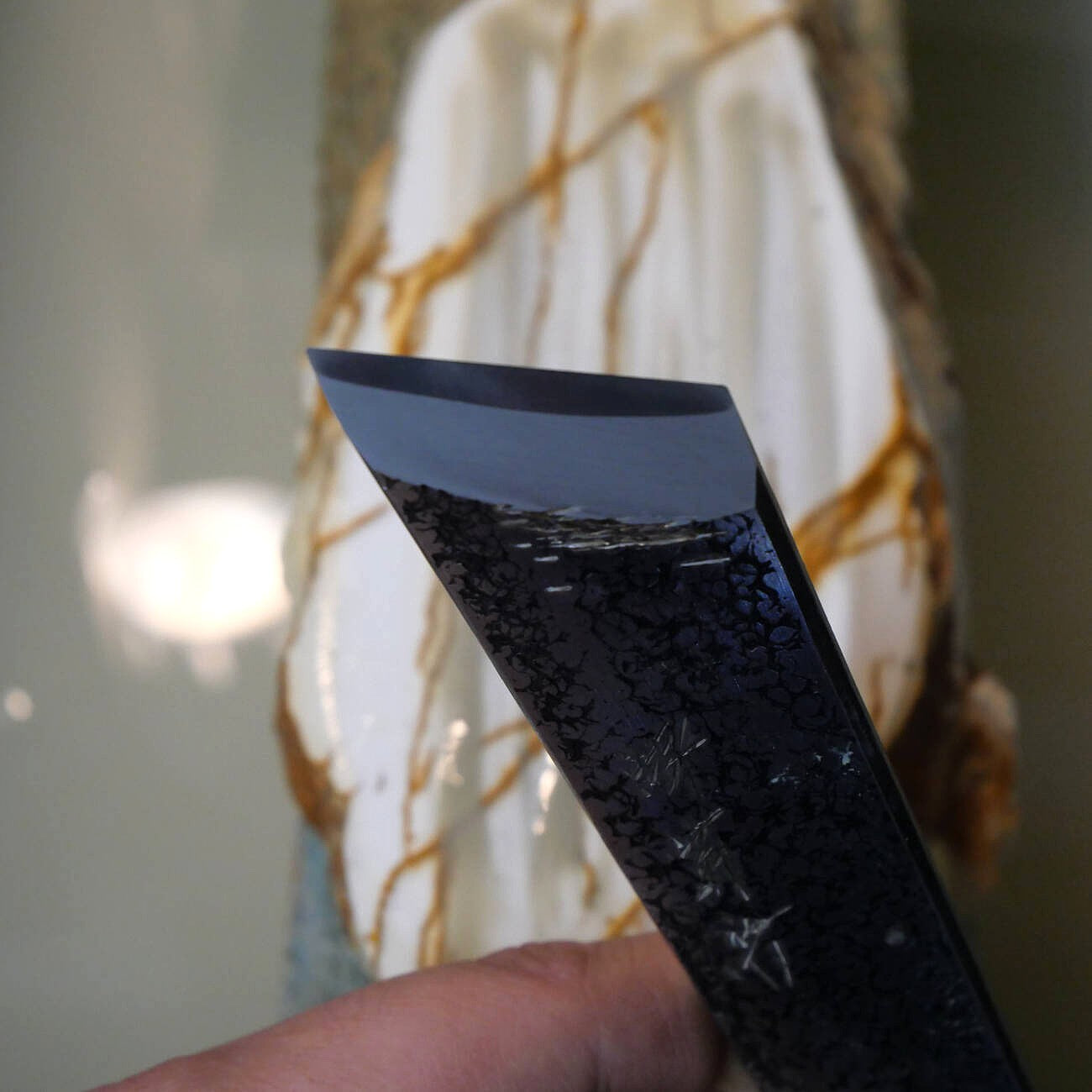 « Mio Tsukushi Hime » Pierre à aiguiser naturelle Iyo Meito M45 « Koume » (94 × 222 × 30 mm)