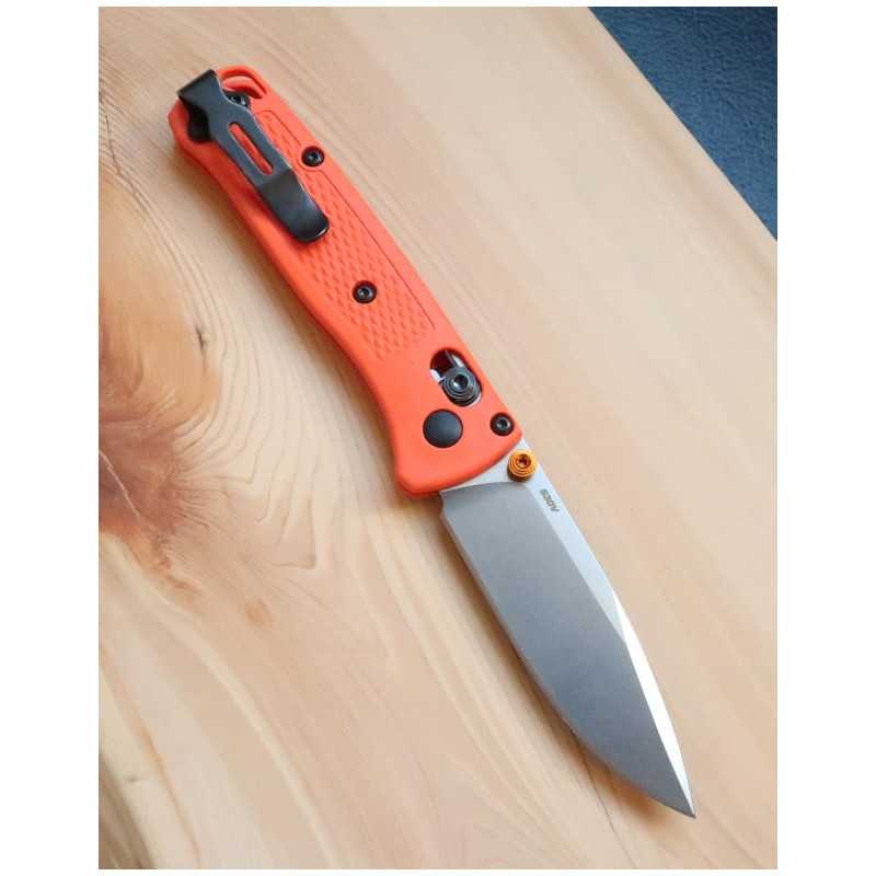 BENCHMADE 533 Mini Bugout Naranja (72mm)