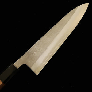  Gyuto Yoshikane HATSUKOKORO SKD (aço semi-inoxidável) com acabamento acetinado e cabo em teca (210mm)