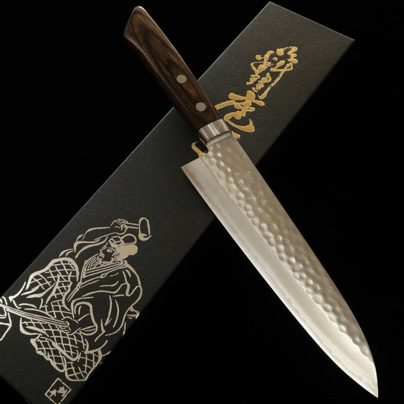  Gyuto Miura Tokiryu VG10 Damasco Martelado Cabo de Freixo (180mm)