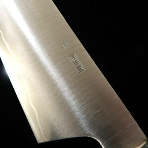 Sakai Kikumori Kikuzuki Gin Gyuto Ginsan Nº 3 cabo octogonal em magnólia (210mm)