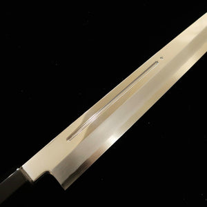 MIURA, Yanagiba, Gin-san n°3, avec rainure pour l'écoulement du sang, manche en ébène avec bagues argentées, fourreau en magnolia (330 mm)