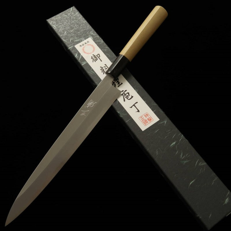 MIURA Supérieur, Yanagiba, Acier Shirogami No.2, Finition Kasumi, Manche en forme de châtaigne pour gaucher (240/300 mm)